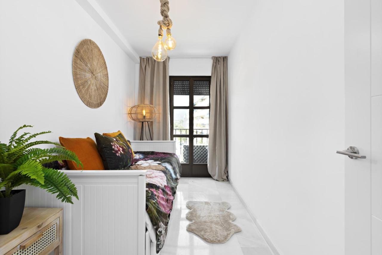 Two Bedroom Apartment In Puerto Banus With Terrace Марбелья Экстерьер фото